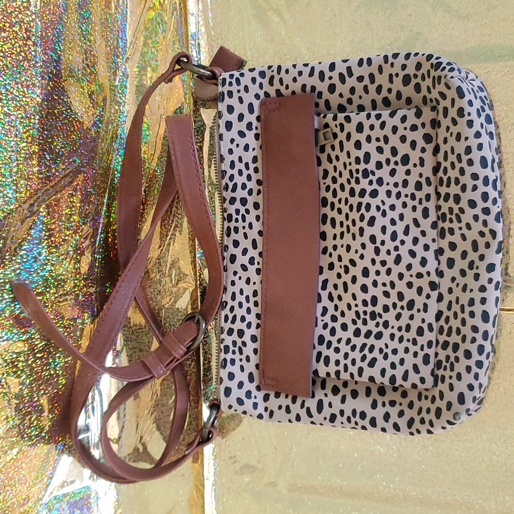 Universal Thread Purse